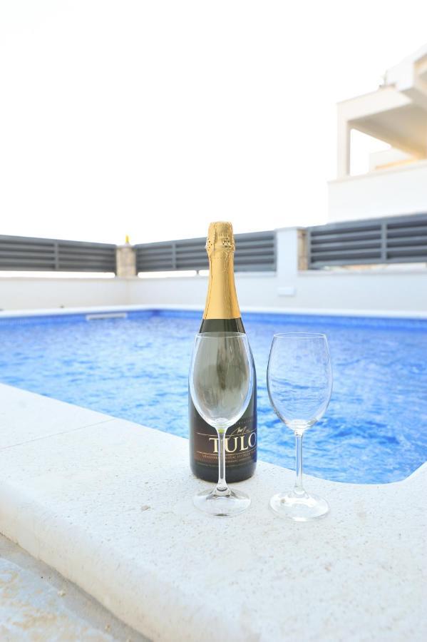 Apartmant Shine Luxury Масленица Екстер'єр фото