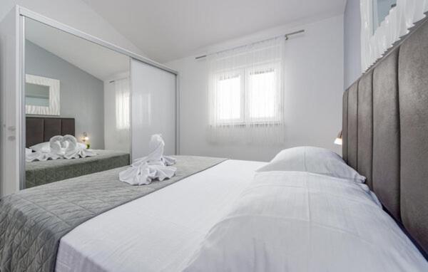 Apartmant Shine Luxury Масленица Екстер'єр фото