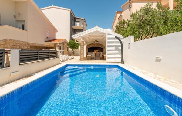 Apartmant Shine Luxury Масленица Екстер'єр фото