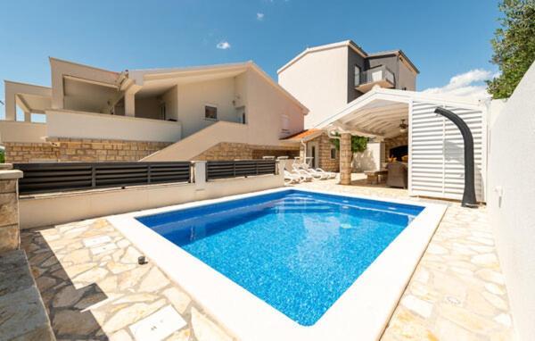 Apartmant Shine Luxury Масленица Екстер'єр фото